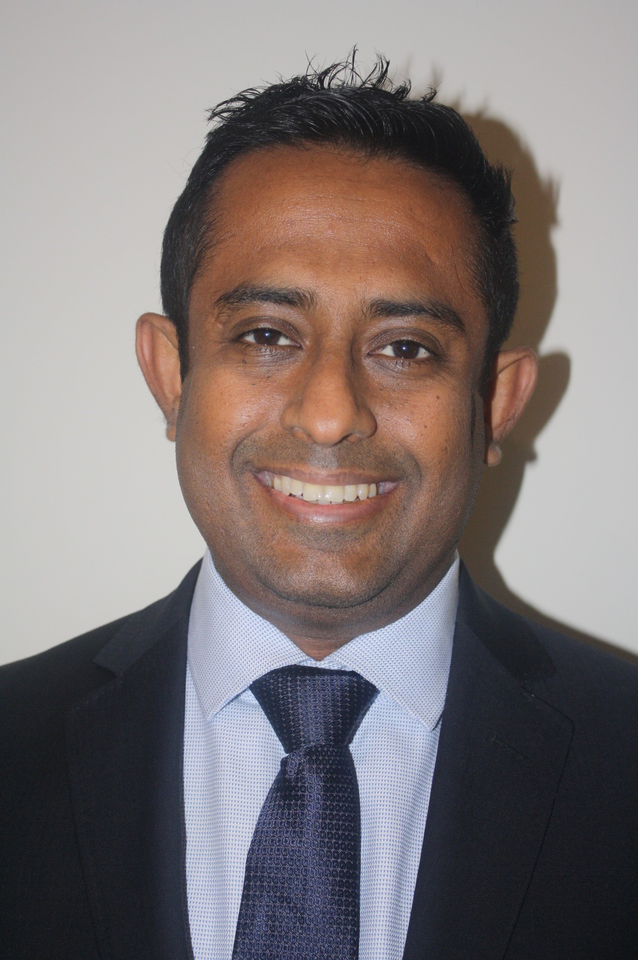 Dr Sam Jasinarachchi